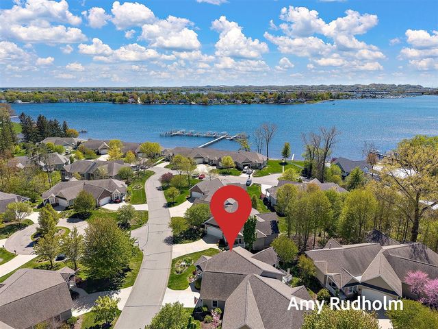 16260 Woodvale Boulevard 34, Spring Lake, MI 49456