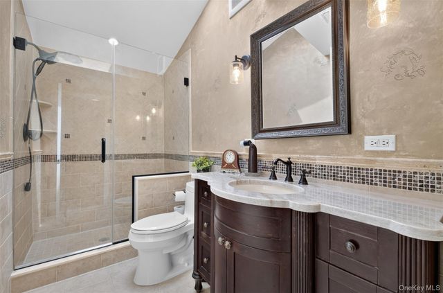 1755 Grand Avenue, Merrick, NY 11566
