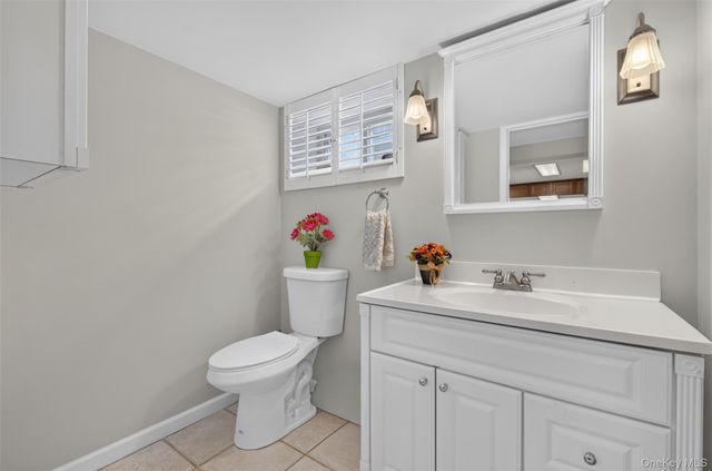 1755 Grand Avenue, Merrick, NY 11566