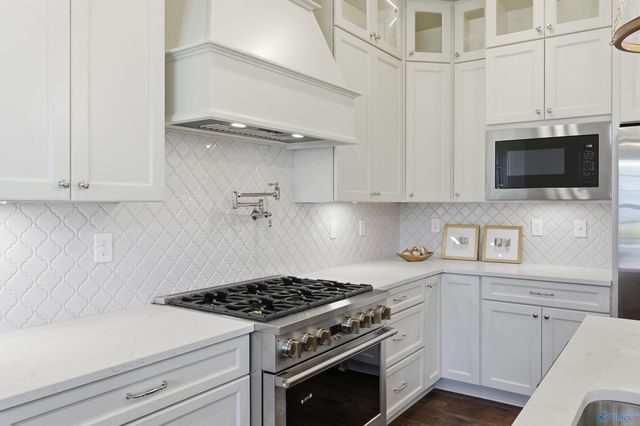 207 Marsheutz Avenue SW, Huntsville, AL 35801