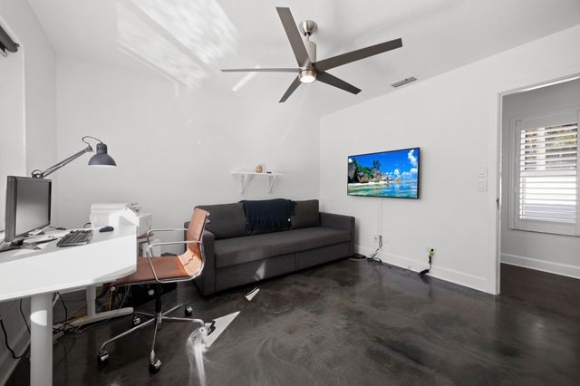 930 NW 4th Court, Boca Raton, FL 33432