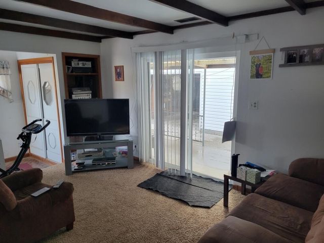 954 S 36th STREET, Manitowoc, WI 54220