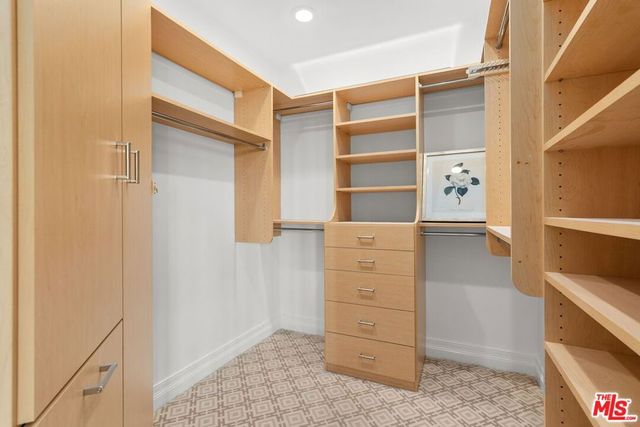 11847 Gorham Avenue 406, Los Angeles, CA 90049