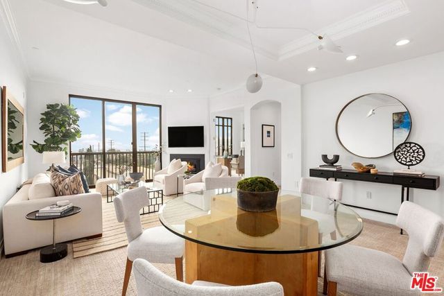 11847 Gorham Avenue 406, Los Angeles, CA 90049