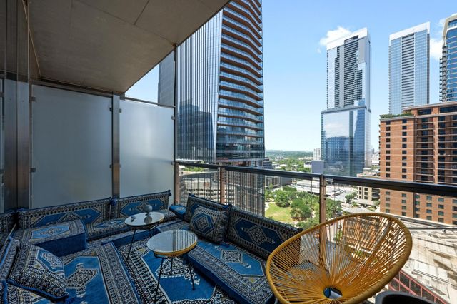 210 Lavaca ST 1911, Austin, TX 78701