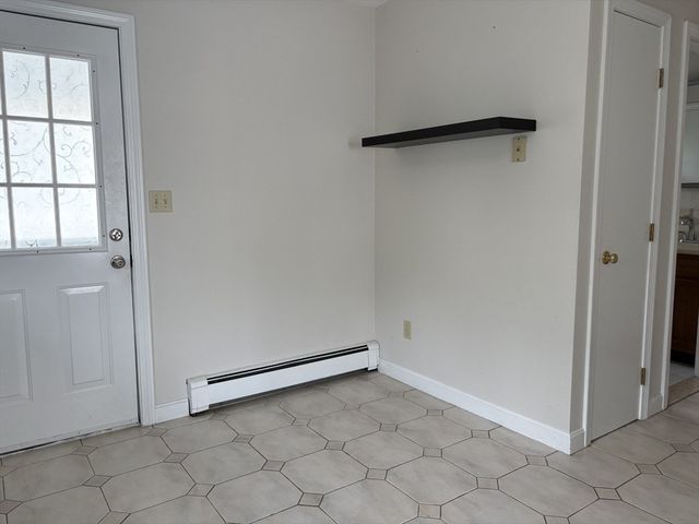 12 Gardner Street R, Newton, MA 02458