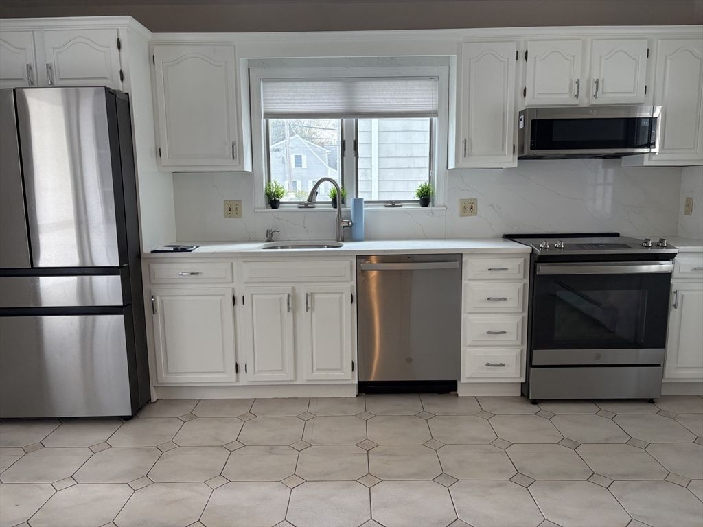 12 Gardner Street R, Newton, MA 02458
