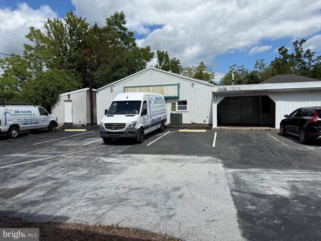 6271 PERKIOMEN AVE, Birdsboro, PA 19508