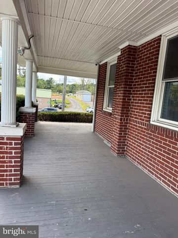 6271 PERKIOMEN AVE, Birdsboro, PA 19508