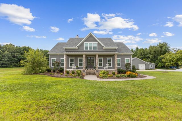 69 Meadows Rd, Hillsboro, TN 37342