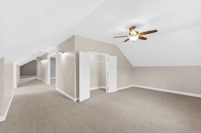 69 Meadows Rd, Hillsboro, TN 37342