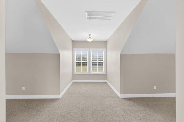 69 Meadows Rd, Hillsboro, TN 37342