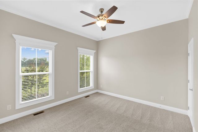 69 Meadows Rd, Hillsboro, TN 37342