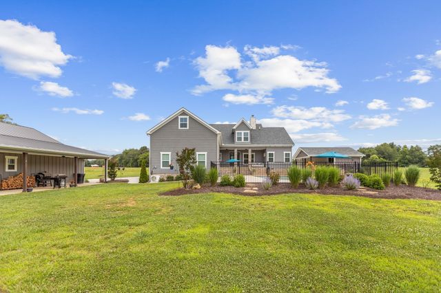 69 Meadows Rd, Hillsboro, TN 37342