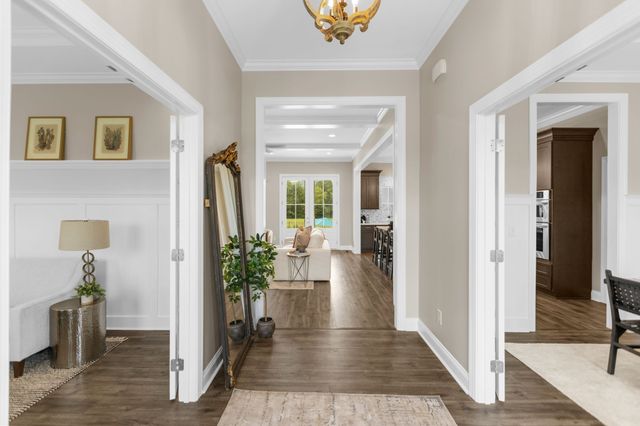 69 Meadows Rd, Hillsboro, TN 37342