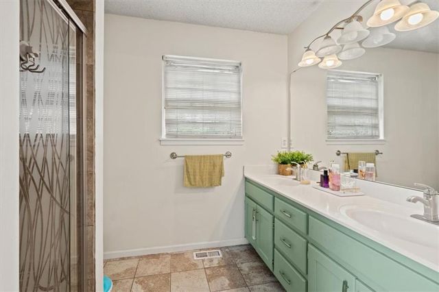 540 W Northview Street, Olathe, KS 66061