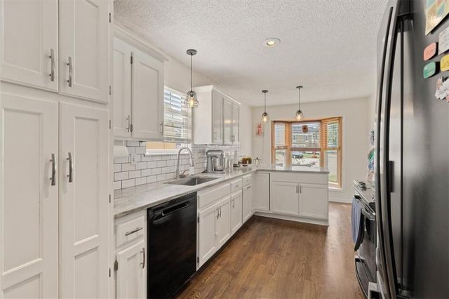 540 W Northview Street, Olathe, KS 66061