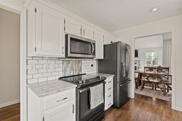 540 W Northview Street, Olathe, KS 66061