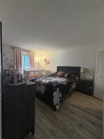 721 Sunny Pine Way C2, Green Acres, FL 33415