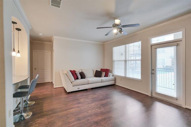 1711 Old Spanish Trail 128, Houston, TX 77054