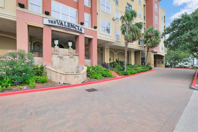 1711 Old Spanish Trail 128, Houston, TX 77054