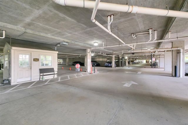 1711 Old Spanish Trail 128, Houston, TX 77054