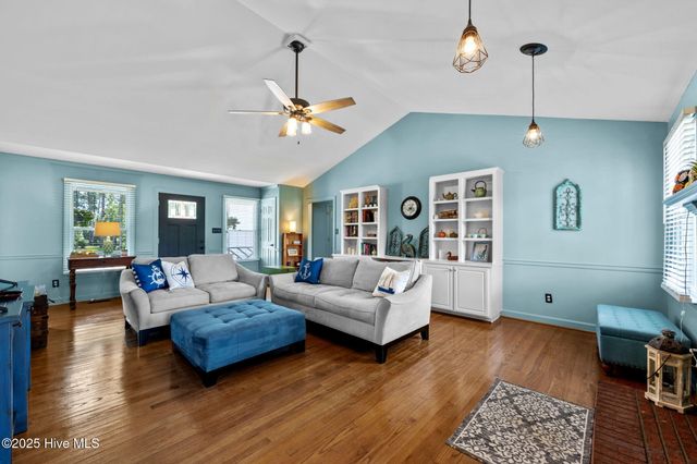 2007 Royal Pines Drive, New Bern, NC 28560