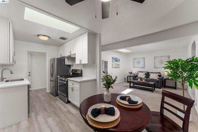43143 Gatewood St, Fremont, CA 94538