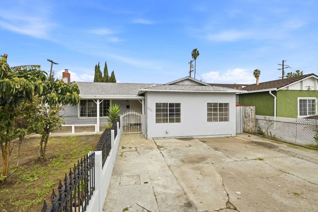 866 McCreery Avenue, San Jose, CA 95116