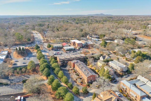 235 Founders Mill Court, Roswell, GA 30075