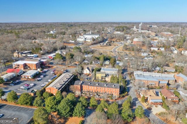 235 Founders Mill Court, Roswell, GA 30075