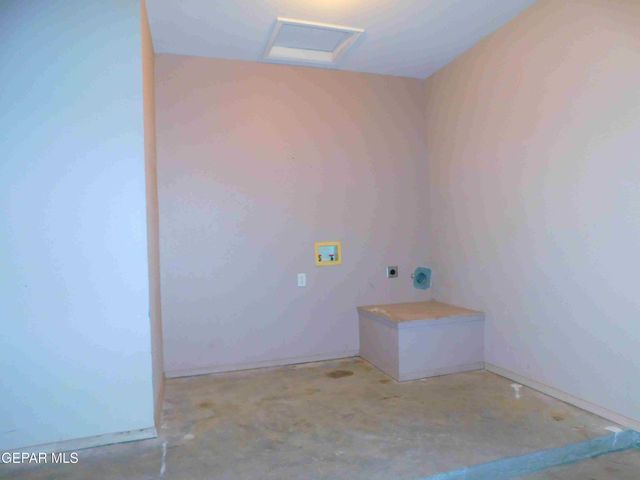 11975 DIANA CANDIA Lane A, El Paso, TX 79936
