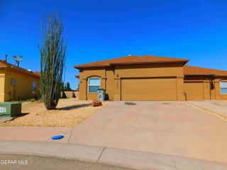 11975 DIANA CANDIA Lane A, El Paso, TX 79936