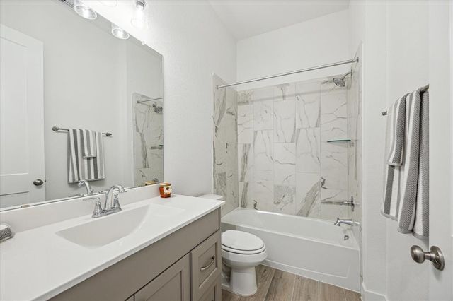 3240 Voda Bend Drive, Katy, TX 77493