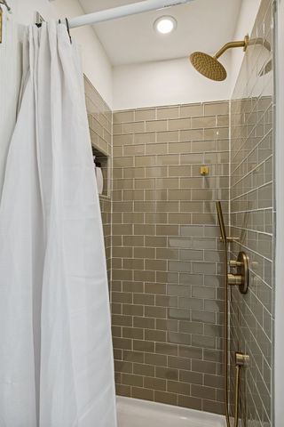 621 W Meade Blvd, Franklin, TN 37064