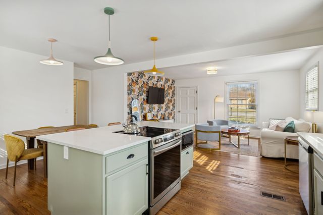 621 W Meade Blvd, Franklin, TN 37064