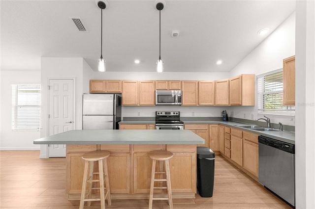 2418 HOPESPRING LOOP, The Villages, FL 32162