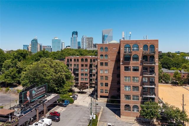 3235 Roswell Road NE 402, Atlanta, GA 30305