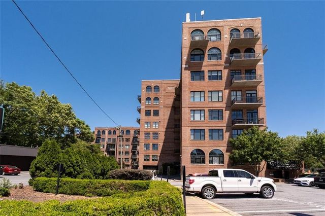 3235 Roswell Road NE 402, Atlanta, GA 30305