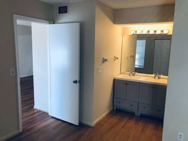 10038 Twin Lakes Drive 10038, Coral Springs, FL 33071