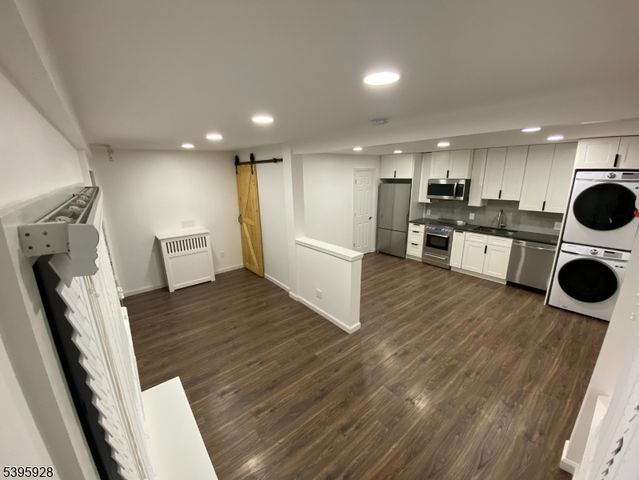 2 Linwood Ter, Caldwell Boro Twp., NJ 07006