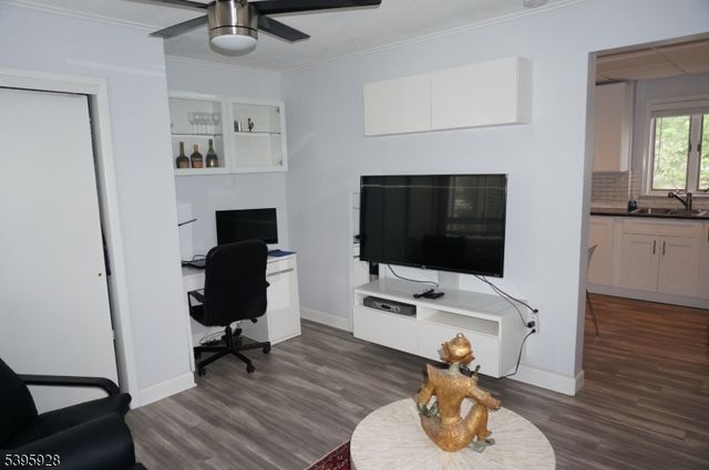 2 Linwood Ter, Caldwell Boro Twp., NJ 07006