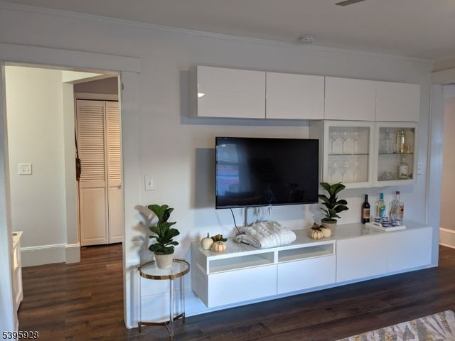 2 Linwood Ter, Caldwell Boro Twp., NJ 07006