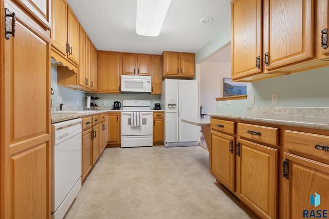 3710 E Peony Pl Place 208, Sioux Falls, SD 57103