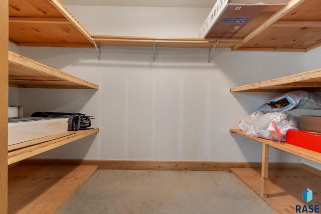 3710 E Peony Pl Place 208, Sioux Falls, SD 57103