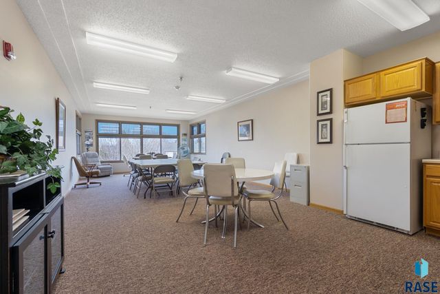 3710 E Peony Pl Place 208, Sioux Falls, SD 57103