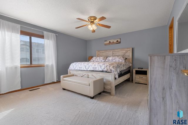 3710 E Peony Pl Place 208, Sioux Falls, SD 57103