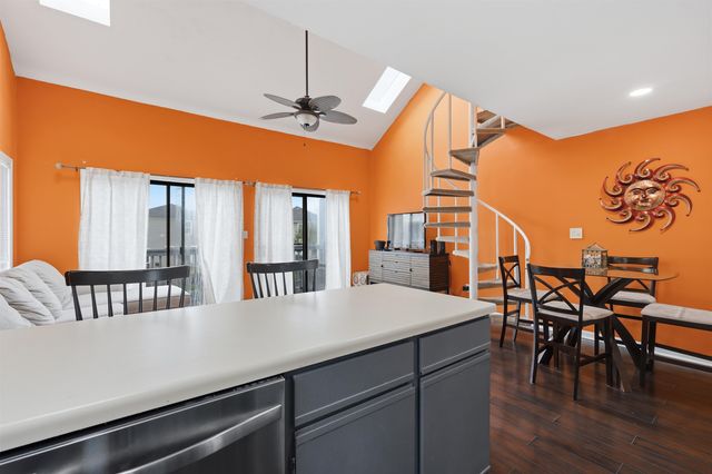 1881 Colony Dr Apt 8T, Surfside Beach, SC 29575