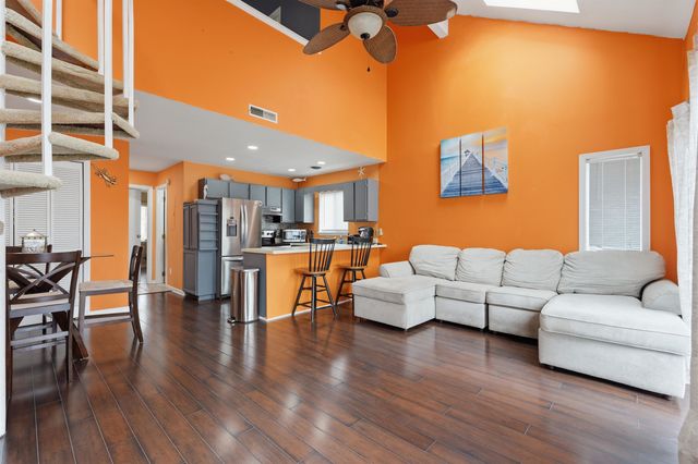 1881 Colony Dr Apt 8T, Surfside Beach, SC 29575