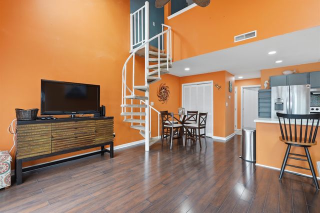 1881 Colony Dr Apt 8T, Surfside Beach, SC 29575